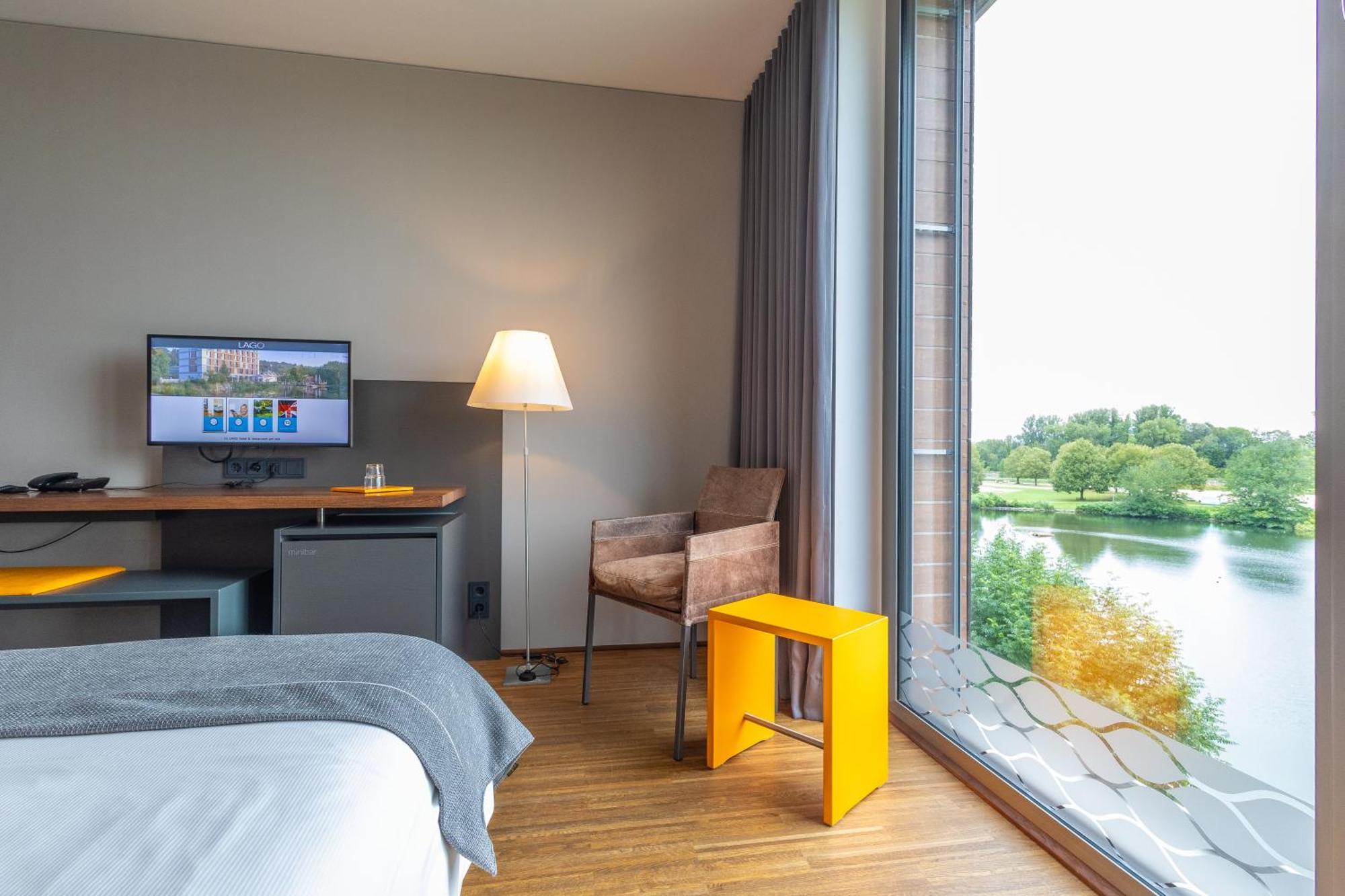 Lago Hotel & Restaurant Am See Ulm Exterior photo